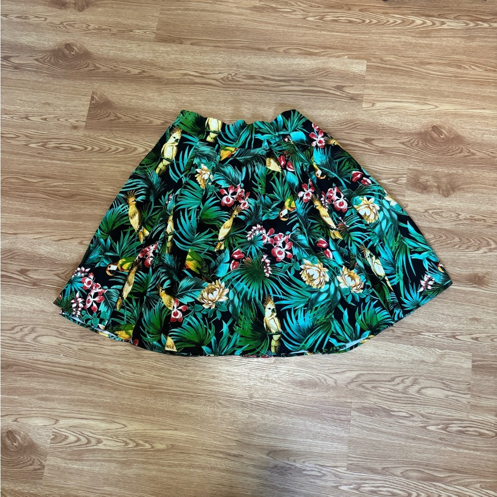 Laura Byrnes (Pinup Couture) Tropical Leaf Print A-Line Skirt - Green Floral
